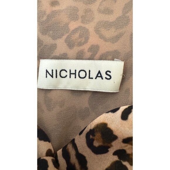 Nicholas Leopard Print Size 2 100% Silk Ruched Mini Dress V-Neck - Picture 3 of 16